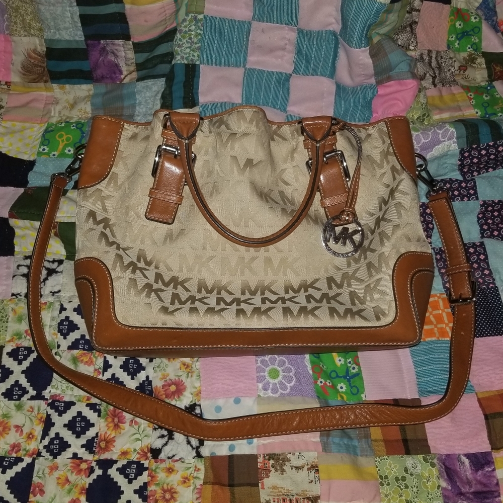 Large Mickael Kor Shoulder/Arm bag.